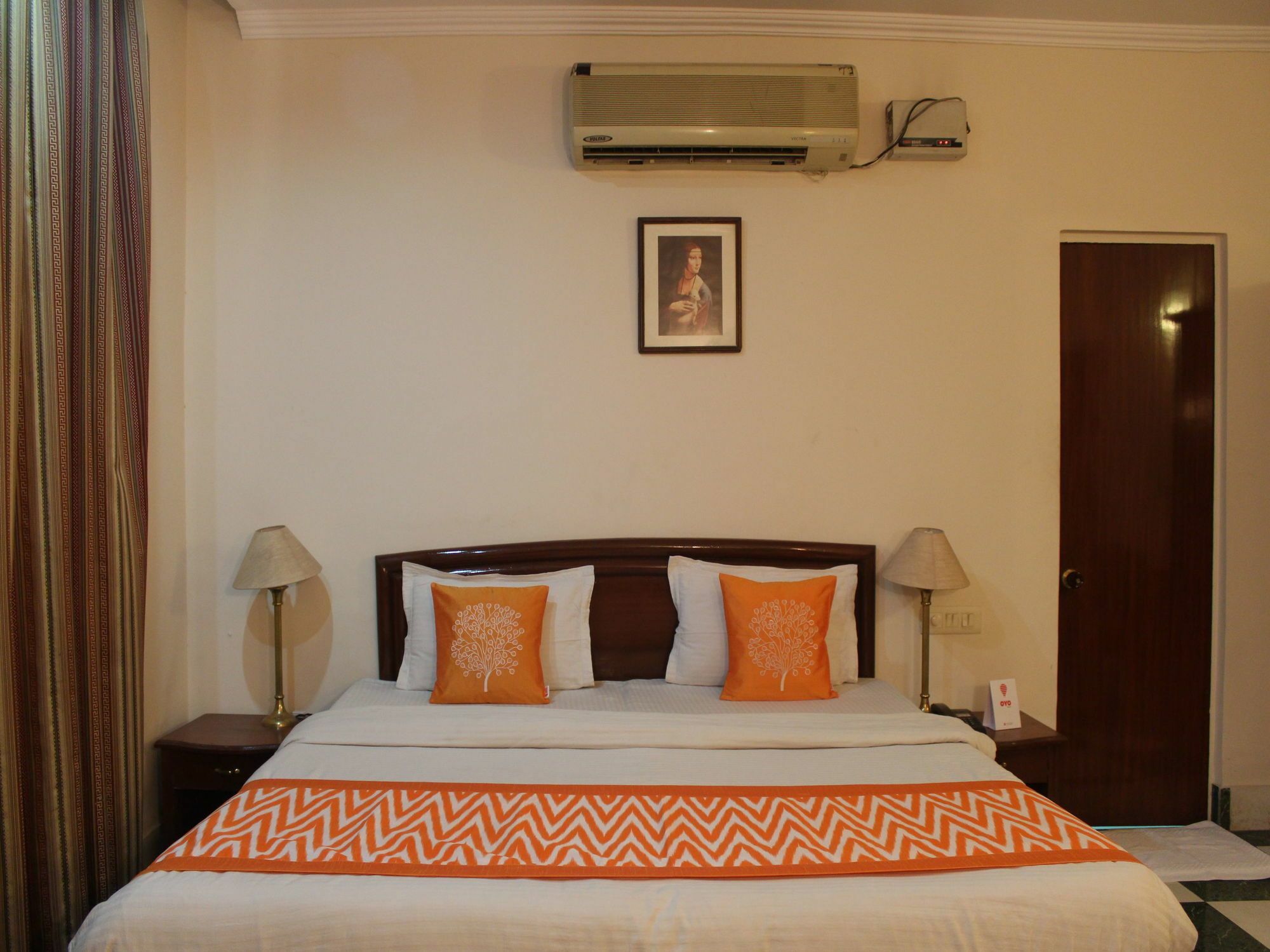 Oyo 5232 Kwality Hotel Dehradun Exterior foto